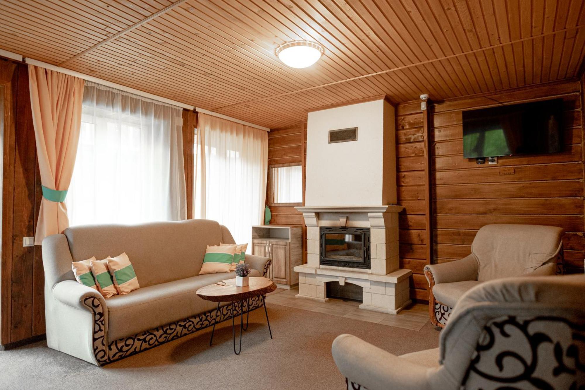 Chalet Filvarok スラブスク エクステリア 写真