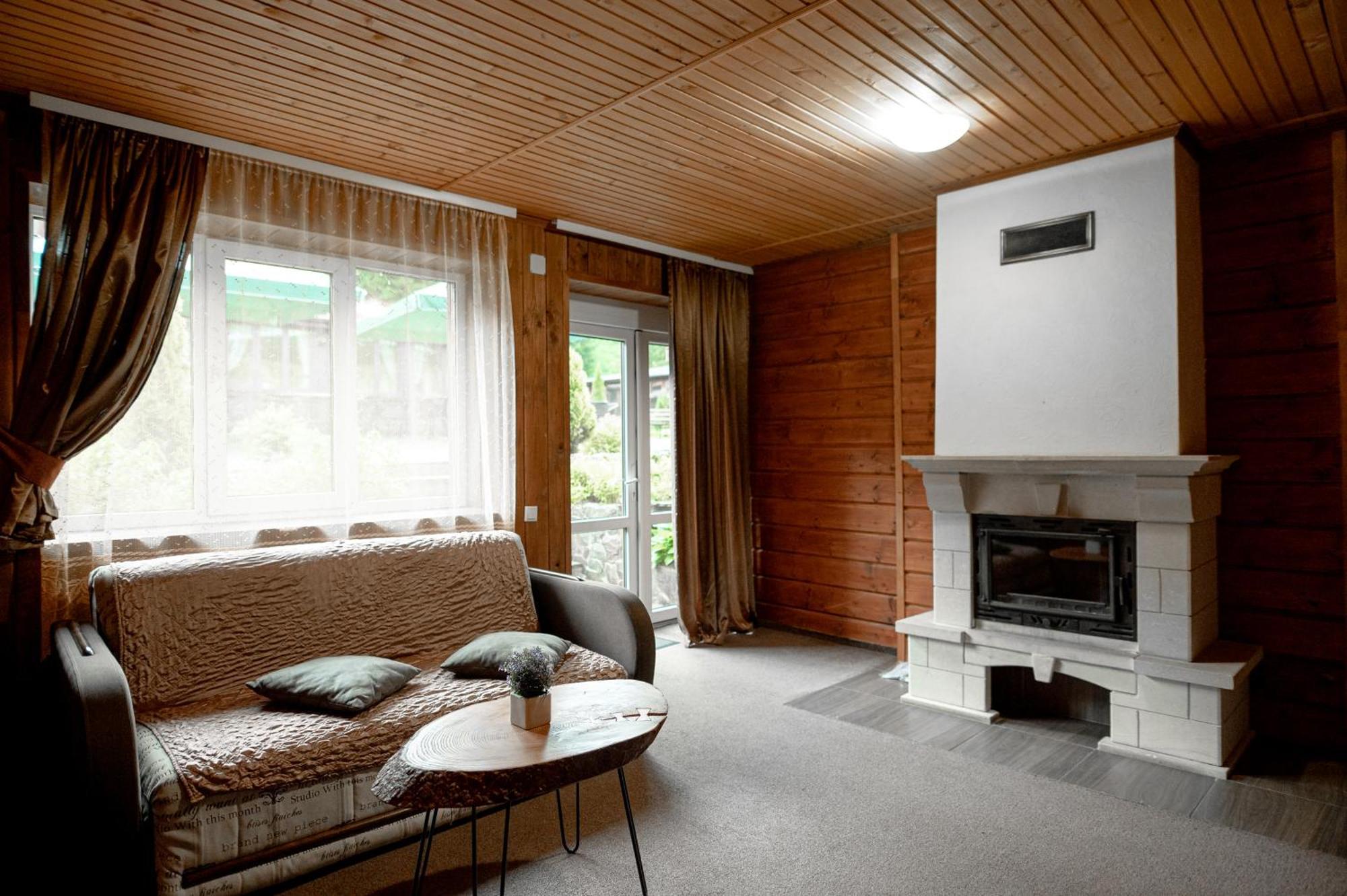Chalet Filvarok スラブスク エクステリア 写真